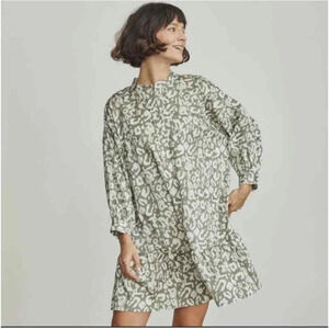 ELIZABETH & JAMES Gray and white abstract print tunic‎ shift dress, size S.